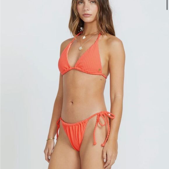 Billabong In The Loop Remi Tri Top - Picture 3 of 7